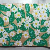 Mi proyecto del curso: Patrones botánicos en sketchbook: conquista la página en blanco. Un proyecto de Ilustración tradicional, Pattern Design, Ilustración botánica y Sketchbook de Mary Lopez - 03.10.2023