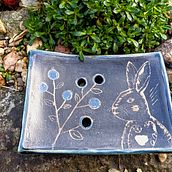 My project for course: Ceramic Illustration with Scratch Art. Projekt z dziedziny Trad, c, jna ilustracja, Craft,  Sztuki piękne,  R, sunek, Ceramika i Grawerstwo użytkownika Triin K - 02.10.2023