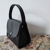 Mi proyecto del curso: Creación de bolsos de cuero artesanales para principiantes. Design, Accessor, Design, Arts, Crafts, and Sewing project by jorgearley.meza - 10.04.2023