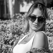 Mon projet du cours : Direction de modèles pour la photographie. Photograph, Fashion Photograph, Portrait Photograph, and Studio Photograph project by jonathangaudreau87 - 10.08.2023