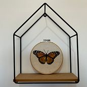 My project for course: Realistic Embroidery Techniques. Traditional illustration, Embroider, and Textile Design project by gidzinskib - 10.09.2023
