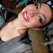 Mi proyecto del curso: Maquillaje profesional para sesiones de fotos. Film, Video, TV, Art Direction, Fashion Design, Fashion Photograph, and Portrait Photograph project by Giovanna Matus - 10.13.2023