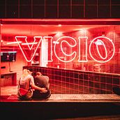 Luces sobre Madrid Ein Projekt aus dem Bereich Fotografie, Porträtfotografie, Digitalfotografie, Außenfotografie, Lifest, le-Fotografie und Fotografisches Selbstporträt von theform - 17.10.2023