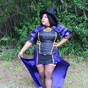 Witch Costume from Simplicity pattern (upsize project). Een project van Patroonontwerp en kleermakerij van Jacqueline Powell - 20.10.2023