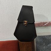 Mi proyecto del curso: Creación de bolsos de cuero artesanales para principiantes. Design, Accessor, Design, Arts, Crafts, and Sewing project by José Ramón Ramirez Casilla - 10.20.2023