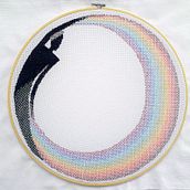 Orixá Oxumaré - Divindade afro-brasileira. Un projet de Broderie , et Artisanat de Maica Alves de Souza - 23.10.2023
