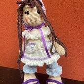 Mi proyecto del curso: Elaboración de muñecas amigurumi románticas. Arts, Crafts, To, Design, Fiber Arts, Crochet, Amigurumi, and Textile Design project by 40chulinha - 10.28.2023