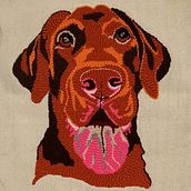 Mi proyecto del curso: Bordado con punch needle: pasa de la imagen al retrato Ein Projekt aus dem Bereich Stickerei, Punch needle und Textildesign von campagnapao - 01.03.2023