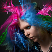Our Lady of the Temple of the Screaming Electron. Un progetto di Fotografia, 3D, Postproduzione fotografica e VFX di Mitchell Harper - 06.11.2023