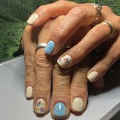 Mi proyecto del curso: Introducción al nail art . % Viviana Motta tarafından hazırlanan Tasarım, Geleneksel illüstras, on, Tablo, Desen Tasarımı, Dekoratif Bo, Ve ama projesi - 11.07.2023