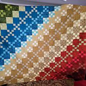 Hanna's quilt. Un proyecto de Artesanía de Mary Tigner Rasanen - 07.11.2023