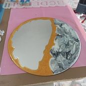 Meu projeto do curso: Arte com resina: crie espelhos únicos. Projekt z dziedziny Craft, Projektowanie i w, rób mebli, Projektowanie wnętrz, Projektowanie produktowe i DIY użytkownika sandrampi - 10.11.2023