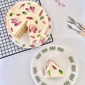 Primeiro bolo em buttercream . Un progetto di Fotografia gastronomica di biarioscunha21 - 10.11.2023