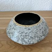 Mein Abschlussprojekt für den Kurs: Objekte aus Papierbrei. Arts, Crafts, Product Design, Paper Craft, Decoration, Ceramics, DIY, Upc, and cling project by Vreni Mattmann - 11.13.2023