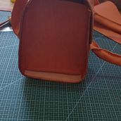 Mi proyecto del curso: Creación de bolsos de cuero artesanales para principiantes. Un progetto di Design, Design di accessori, Artigianato e Cucito di o_v_aberturas - 13.11.2023