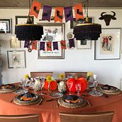 Mesa para Halloween. Eventos e Interiores projeto de Cecilia Cuentas-Zavala - 31.10.2023