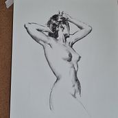 Meu projeto do curso: Introdução ao desenho anatômico com carvão. Fine Arts, Drawing, Realistic Drawing, and Figure Drawing project by Denis Kamioka - 11.22.2023