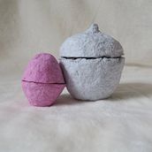 Mein Abschlussprojekt für den Kurs: Objekte aus Papierbrei. Projekt z dziedziny Craft, Projektowanie produktowe, Papercraft,  Dekoracja wnętrz, Ceramika, DIY, Upc i cling użytkownika lilli_landmann - 22.11.2023