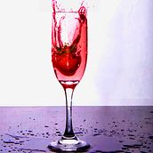 Mi proyecto del curso: Fotografía de producto en alta velocidad. Photograph, Art Direction, Photograph, Post-production, Product Photograph, Studio Photograph, Fine-Art Photograph & Interior Photograph project by NELSON ENRIQUE ROJAS BERBESI - 11.23.2023