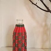 Mi proyecto del curso: Cestería: botellas forradas con cables de colores. Accessor, Design, Arts, Crafts, Decoration, Fiber Arts, Upc, cling, and Weaving project by pgpoyato - 11.23.2023