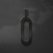 Bottle. Br, ing, Identit, Design, Graphic Design, and Creativit project by Renato Gomes - 11.28.2023