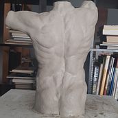 Mi proyecto del curso: Modelado de torso con arcilla. Fine Arts, and Sculpture project by Santiago González - 11.29.2023