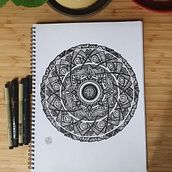 :朞: (qí) Cycle, period of time :朞: by Abei ( The Art of Mandala Drawing: Create Geometric Patterns ). Un progetto di Disegno e Illustrazione con inchiostro di Tibo Bei - 30.11.2023