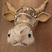 Kartonnen sculpturen voor beginners; Schotse Hooglander. Character Design, Arts, Crafts, Fine Arts, and Sculpture project by Daniel Barten Tolhuijsen - 11.30.2023