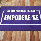 Camapanha Dê um passo à frente: Empodere-se. Writing, Cop, writing, Social Media, and Communication project by Luke Carvalho - 12.06.2023