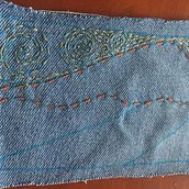 Mi proyecto del curso: Bordado: reparación de prendas. Un proyecto de Bordado, Costura, DIY, Upc, cling y Diseño textil de Belén Romero - 10.12.2023