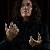 My project for course: Fine Art Self-Portrait Photography - "Ambition Decay". Un progetto di Fotografia, Postproduzione fotografica, Ritocco fotografico, Fotografia di ritratto, Fotografia in studio, Fotografia artistica, Fotomontaggio e Autoritratto fotografico di Nicole Roberts - 11.12.2023