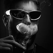 1known Portraits. Photograph project by Carlos Enrique Roos - 09.01.2023