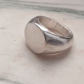 Il mio progetto del corso: Tecniche di intaglio della cera per design di gioielli. Een project van Ontwerp van accessoires, Craft, Sieradenontwerp y  Modeontwerp van Jessica - 22.12.2023