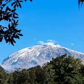 kilimanjaro 2023. Photograph, and Outdoor Photograph project by stephforbes611 - 12.24.2023