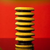 Galletas de Chocolate. Photograph, Product Photograph, Photographic Lighting, Digital Photograph, and Food Photograph project by cisco.perona - 12.26.2023