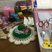 Mostrando los materiales para empezar mi Proyecto del Curso Ein Projekt aus dem Bereich Stickerei von Lilia Herrera - 30.12.2023