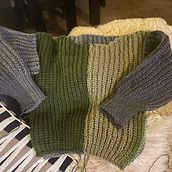 Mi proyecto del curso: Crochet: crea prendas con una sola aguja. Un progetto di Fashion design, Fiber Art, DIY, Uncinetto e Textile Design di Evelien Arellano - 31.12.2023