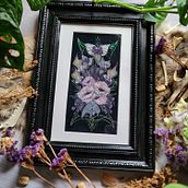 Ghost Flowers. Un projet de Artisanat, Beaux Arts, Peinture, Multimédia , et Menuiserie de tkinsmanart - 06.01.2024