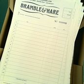 Bramble & Hare Menus. Un progetto di Graphic design di birddogpress - 10.01.2024