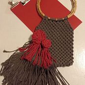 Il mio progetto del corso: Campionario di nodi in macramè. Accessor, Design, Arts, Crafts, Fiber Arts, Macramé, and Textile Design project by Olena Protsenko - 01.10.2024
