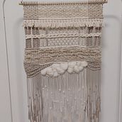 Mi proyecto del curso: Introducción al macramé: creación de un tapiz decorativo . % elena_martingil tarafından hazırlanan Aksesuar Tasarımı, Sanat ve El Sanatları, İç Tasarım, Dekoras, on, El, af Sanatları, Makrome, Ve Tekstil Tasarımı projesi - 01.10.2024