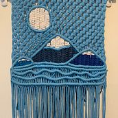 My project for course: Basic Macramé: Knot Nature-Inspired Tapestries (The 3 Winter Sisters) I still need to tidy up the back and cut the ends. . % trina_maclean tarafından hazırlanan Makrome, Ve Tekstil Tasarımı projesi - 01.12.2024