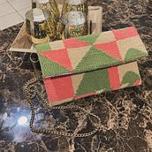 Mi proyecto del curso: Técnicas de punch needle para accesorios personalizados. Un proyecto de Artesanía, Bordado, Tejido, DIY, Punch needle y Diseño textil de sharonlj1 - 10.01.2024