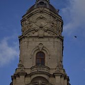 Otoño en la ciudad. Photograph, Art Direction, and Fine-Art Photograph project by natasha canovés - 01.16.2024