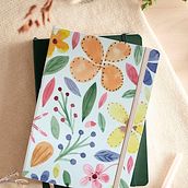 Meu projeto do curso: Padrões florais vibrantes com aquarela. Traditional illustration, Pattern Design, Watercolor Painting, and Botanical Illustration project by Luele Mayara - 01.18.2024