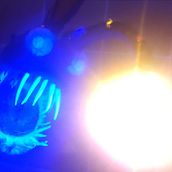 Anglerfisch Lampe aus Filz. Un proyecto de Artesanía y Needle felting de Kathi - 20.01.2024