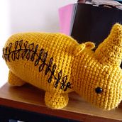 Rinoceronte. Arts, Crafts, To, Design, Fiber Arts, DIY, Crochet, and Textile Design project by patramos0524 - 01.22.2024