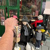 My project (Family Holiday Card) for course: Introduction to Puppet Making for Stop Motion. Een project van Craft, Stop-motion y Art to van meganfotog - 23.01.2024