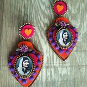 Mi proyecto del curso: Diseño de accesorios con cuentas: teje patrones elegantes. Accessor, Design, Arts, Crafts, Jewelr, Design, and Fiber Arts project by meryluzsalva - 01.23.2024