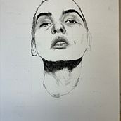 My project for course: Artistic Charcoal Portraiture: Creating Atmosphere Ein Projekt aus dem Bereich Traditionelle Illustration, Bildende Künste, Zeichnung, Porträtzeichnung, Realistische Zeichnung und Artistische Zeichnung von Manfred - 27.01.2024